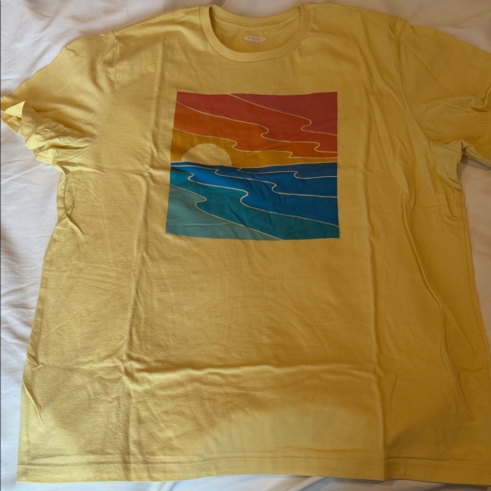 Old Navy Sunset Graphic Tee - Yellow
